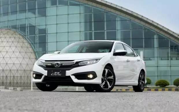 養(yǎng)眼+給力，第十代CIVIC（思域）才是年輕人標(biāo)配
