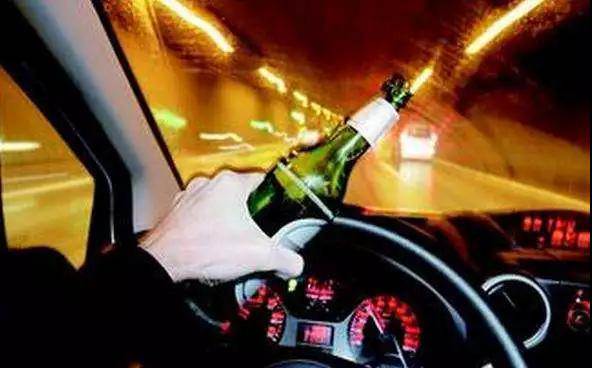 真的假的？最新交規(guī)：酒后躺車內(nèi)休息也算酒駕？
